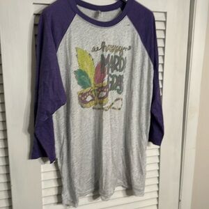 women’s Mardi Gras T-shirt 1/4 sleeve gray purple next level apparel 2XL